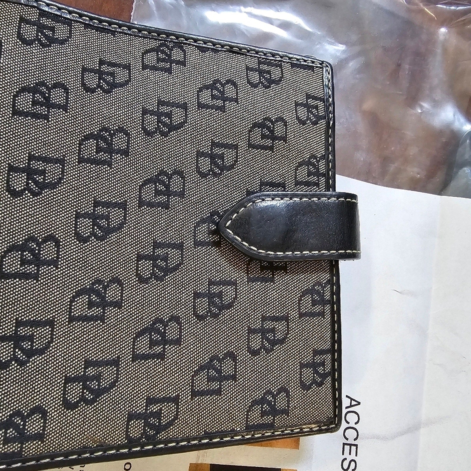 Vintage 1975 Dooney & Bourke Signature Canvas Wallet with COA - EUC