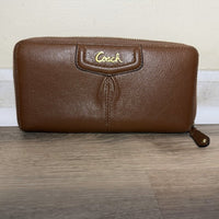 Coach Leather Accordion Long Wallet in Tan / Camel Brown
