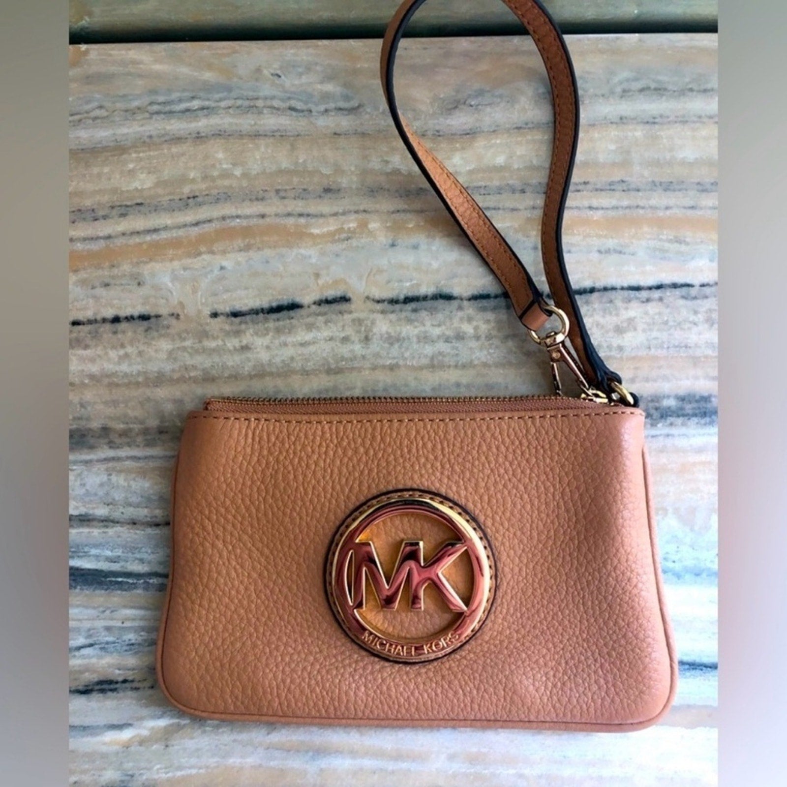 EUC Michael Kors Leather Wristlet