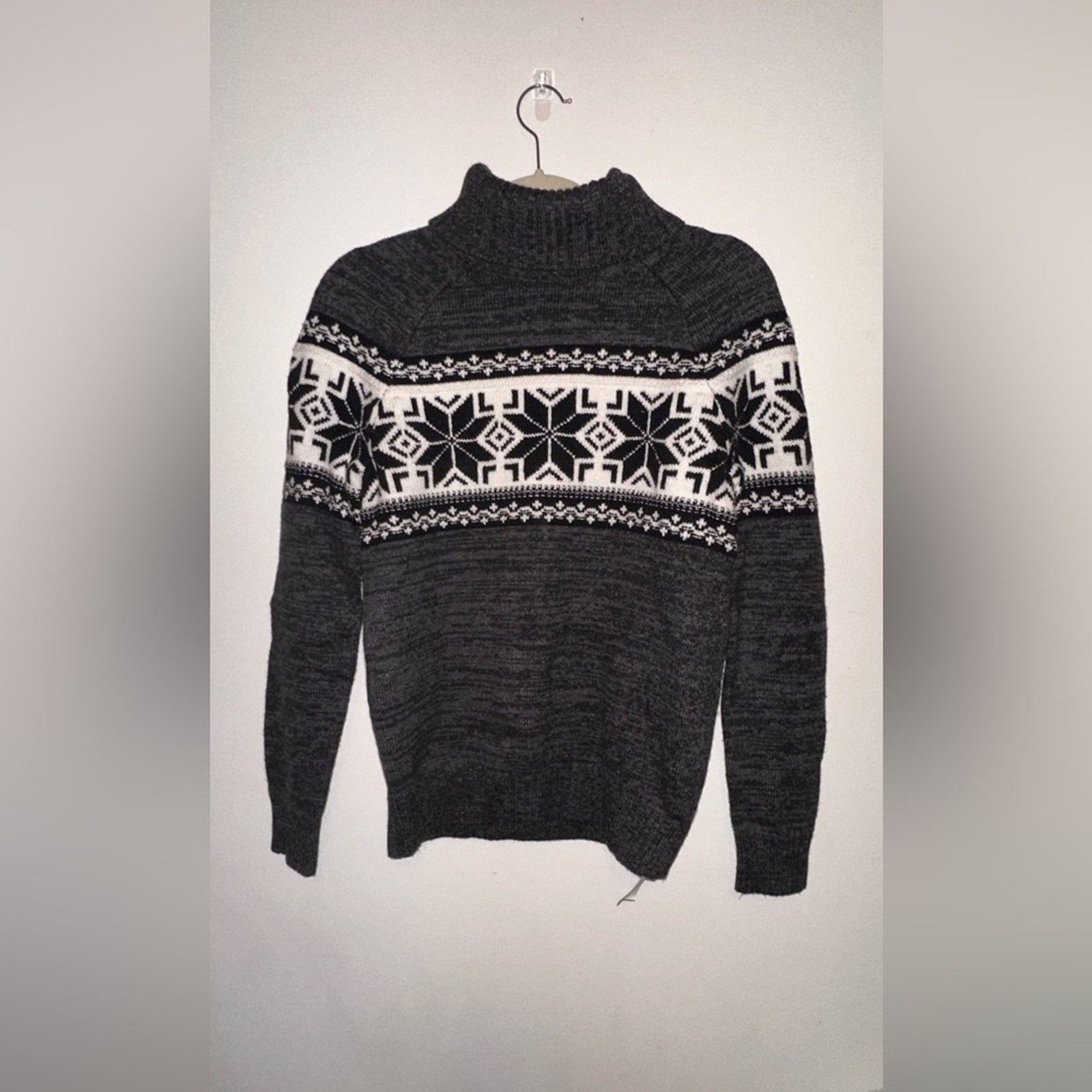 Lands End - Women’s Charcoal Gray Sweater with Nordic Pattern
